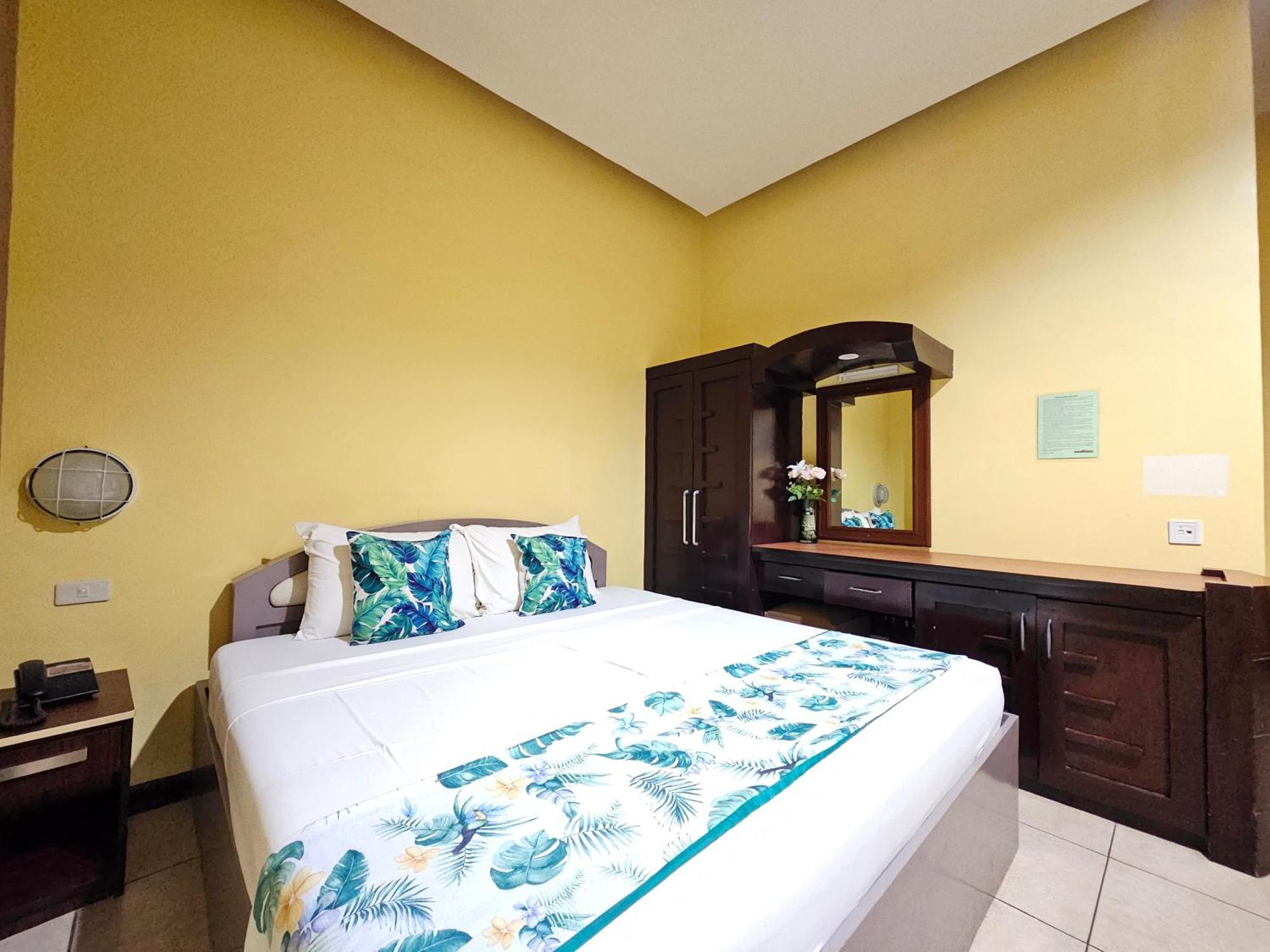 Hotel Nicanor Dumaguete City Exterior foto