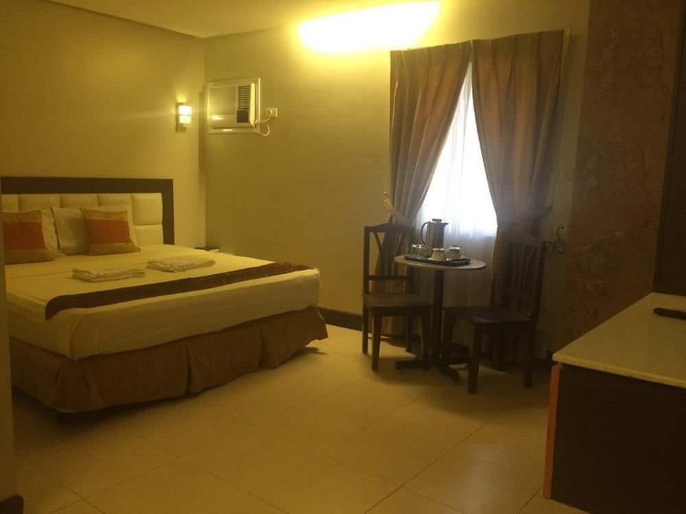 Hotel Nicanor Dumaguete City Exterior foto